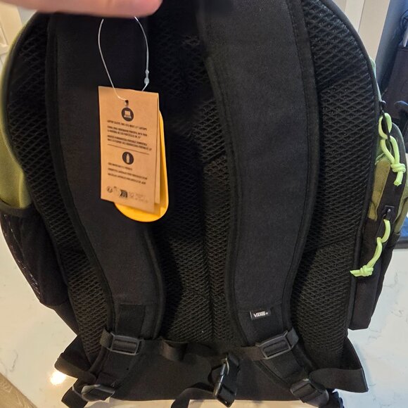 Brand New Vans MTE Breakout Backpack Loden Green SCHOOL HIKING SKATEBOARDING - Picture 4 of 12